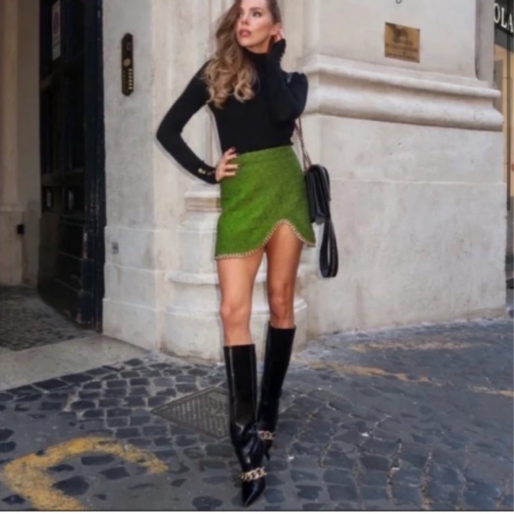 ZARA HEELED LEATHER KNEE HIGH BOOTS WITH CHAIN DETAIL - Picture 3 of 11